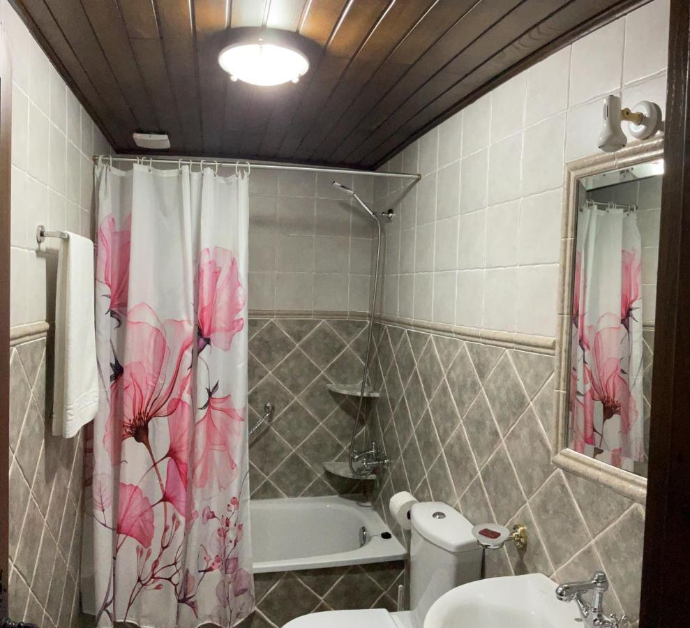 Casa Freixe Apartamentos Rurales サンタ・エウラリア・デ・オスコス エクステリア 写真